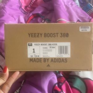 YEEZY